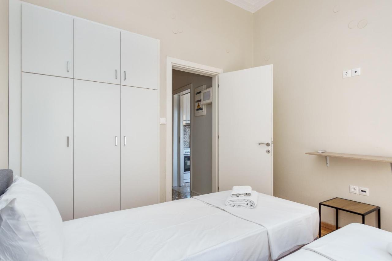 C.4 Red Rose #Colony_Central_Apartment Thessaloníki Ngoại thất bức ảnh