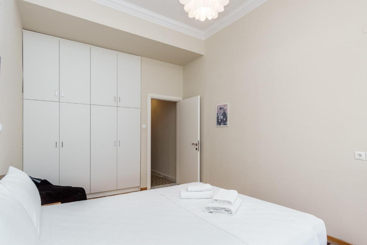 C.4 Red Rose #Colony_Central_Apartment Thessaloníki Ngoại thất bức ảnh