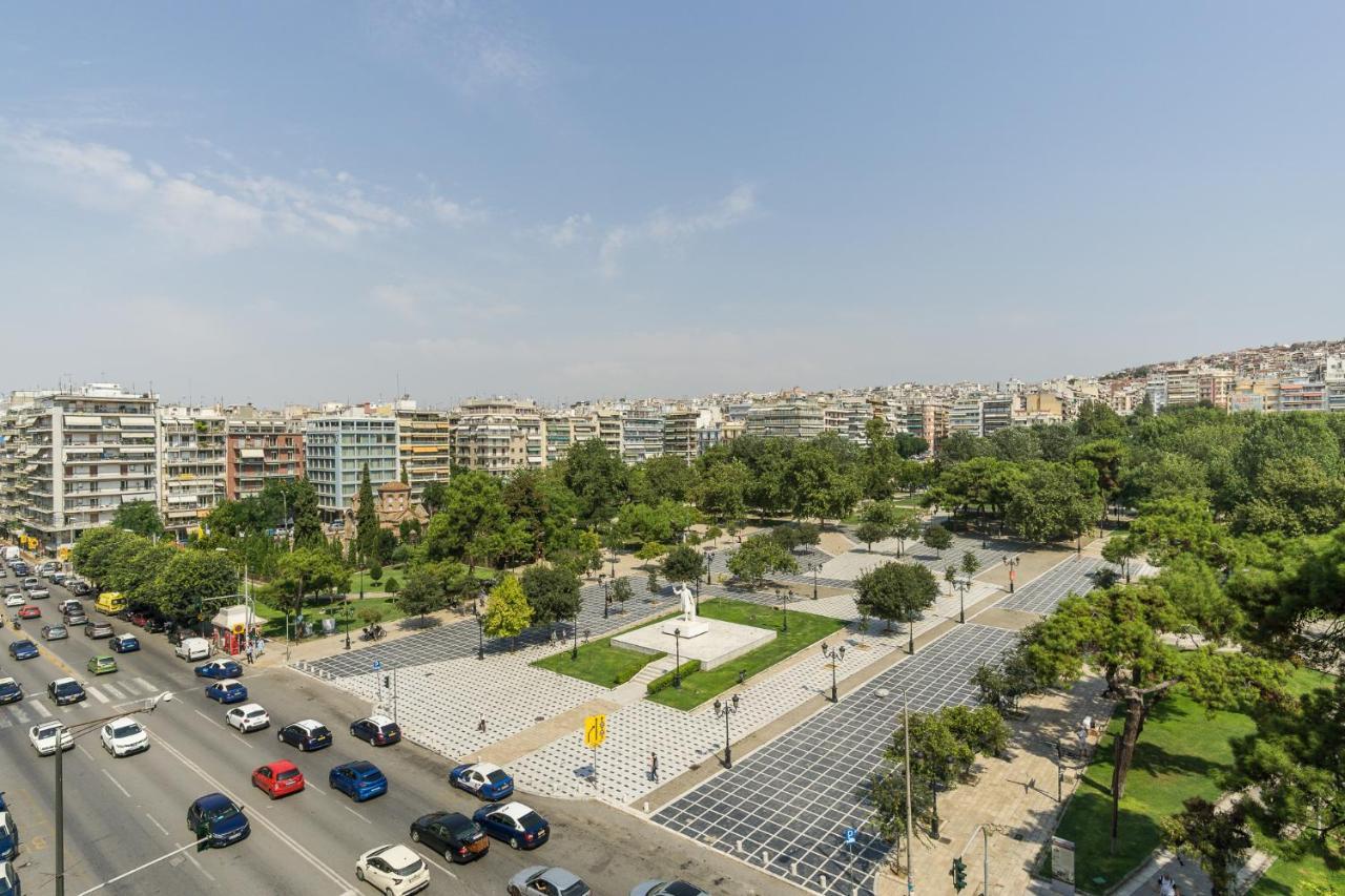 C.4 Red Rose #Colony_Central_Apartment Thessaloníki Ngoại thất bức ảnh