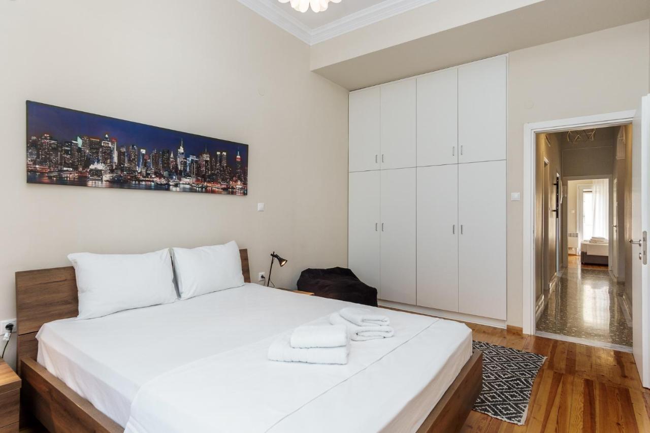 C.4 Red Rose #Colony_Central_Apartment Thessaloníki Ngoại thất bức ảnh